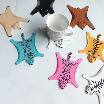 Mielas karščiui atsparus padėkliukas Animacinis filmas Animal Non-slip Silicone Insulated Water Coaster for Tea Ceramic Leopard Shape Tiger Shape