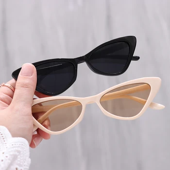Vintažiniai mažo rėmelio katės akiniai nuo saulės moterims Retro madingi akiniai nuo saulės Madingi UV400 akiniai lauko gatvės drabužių aksesuarai